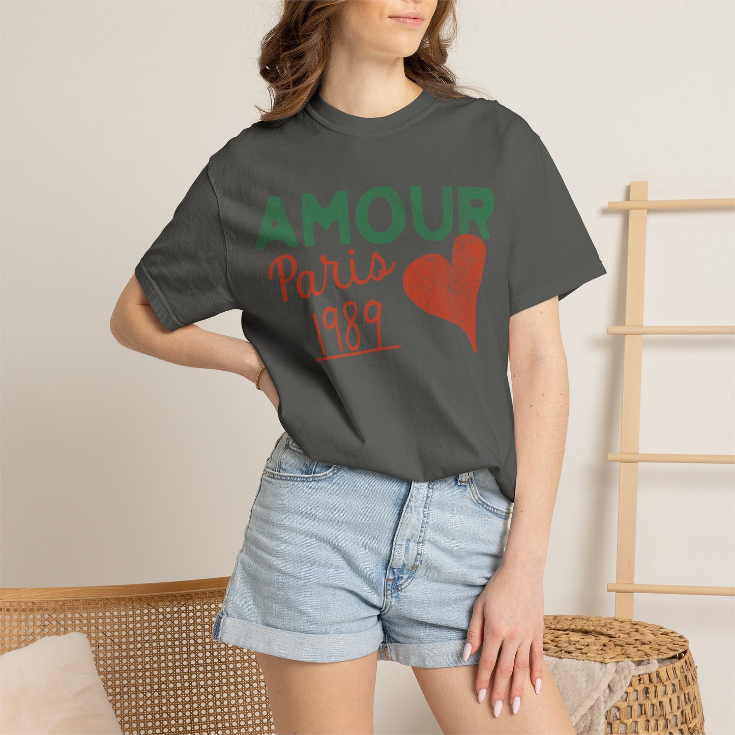Amour Paris Graphic Tee